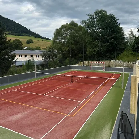 Villa Downhills *